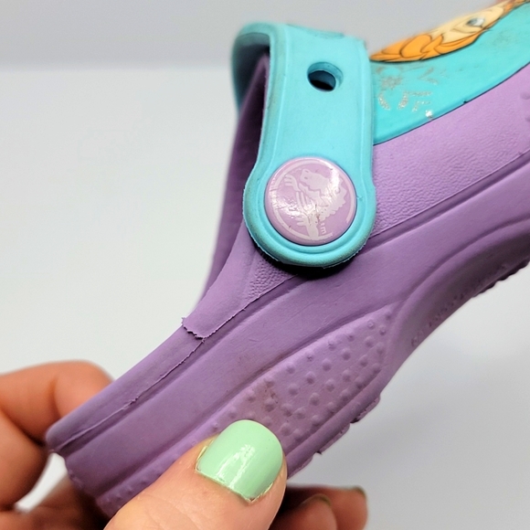 Crocs Kids × Disney Frozen Elsa & Anna lilac clogs | Toddler 8/9 - Picture 6 of 7